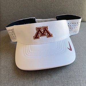 University of Minnesota Nike white dri-fit visor.